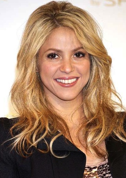 Shakira head shot