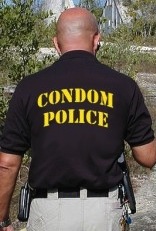 Condom-Police